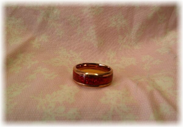 Rose gold, resin, red glitter - Size 9